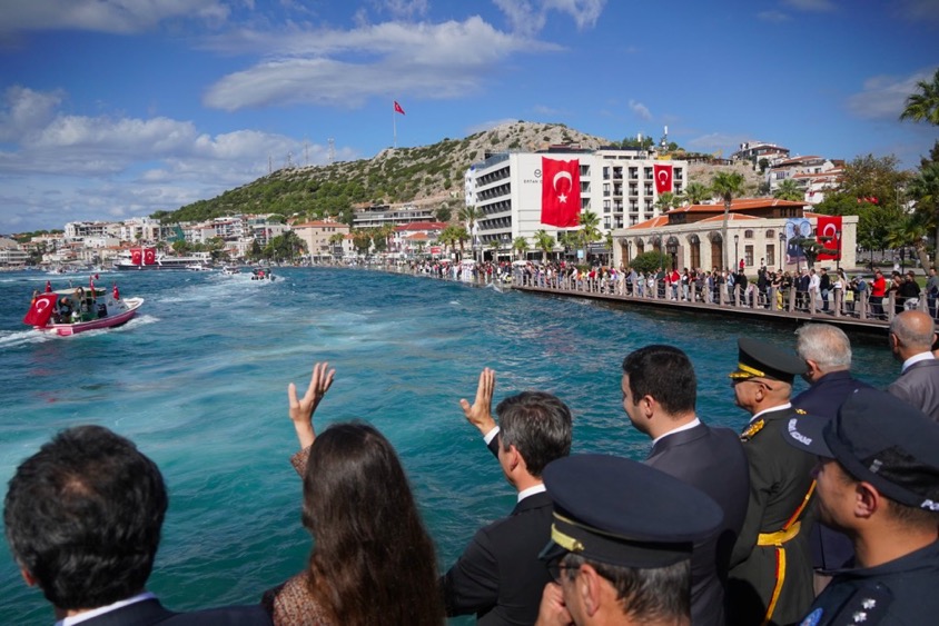 Lâl Denizli Cumhuriyet, Özgürlüğün Ve Eşitliğin Adıdır31627Afc C515 4354 9908 D54A3D366129