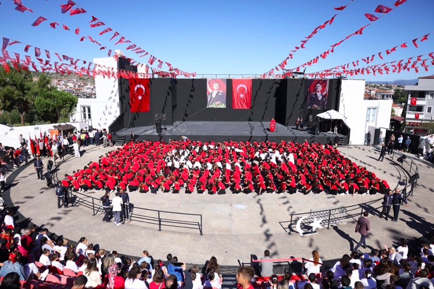 Lâl Denizli Cumhuriyet, Özgürlüğün Ve Eşitliğin Adıdırc45E1053 D4D3 4618 9846 7Ea19C45D4D1