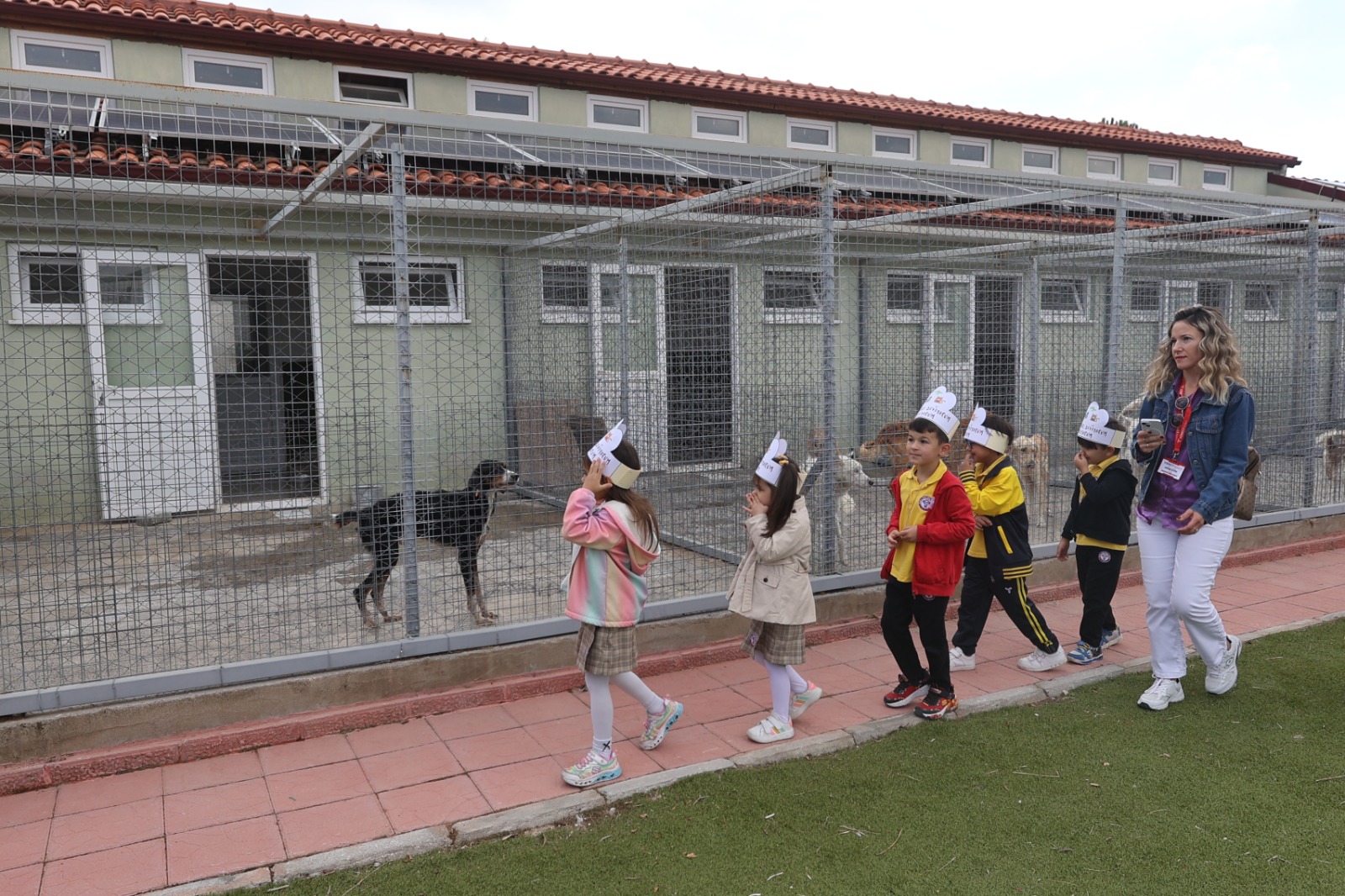 Minik Yürekler Can Dostlarla Buluştu (4)