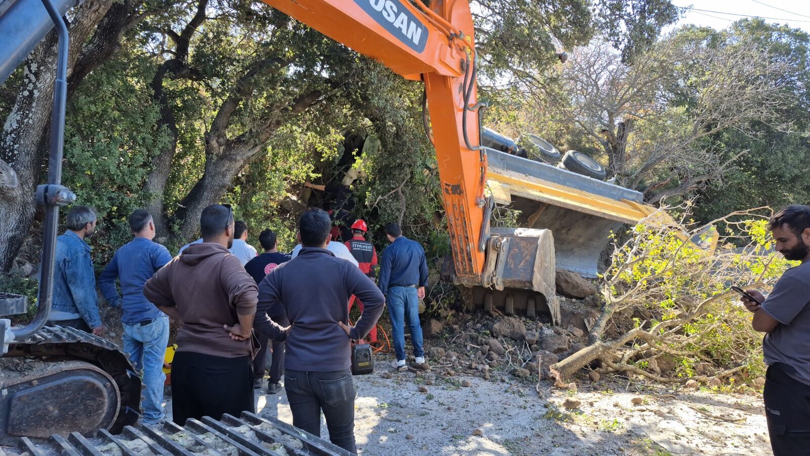 Kaza zinciri: Yol verme manevrası facia ile sonuçlandı