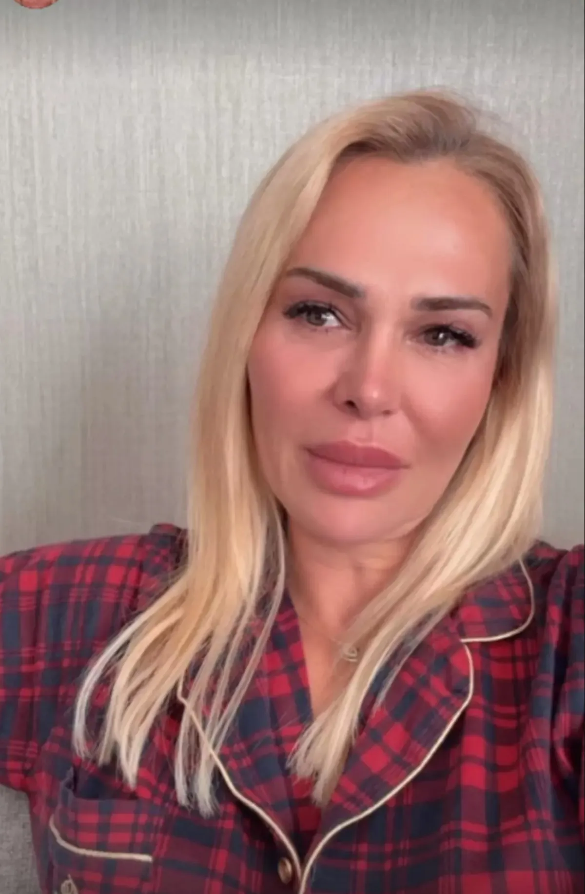 Nagihan Karadere Ağlayarak Kötü Haberi Verdi