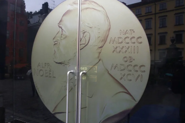 Edebiyat dünyasında derin izler bırakan bir isim