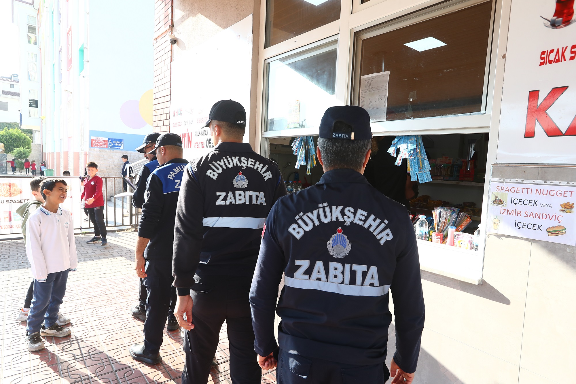 Öğrencilerin Sağlığı Için Kantinlerde Sıkı Denetim (2)