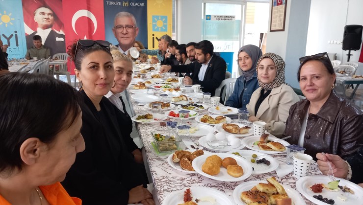 İYİ Parti Kemalpaşa