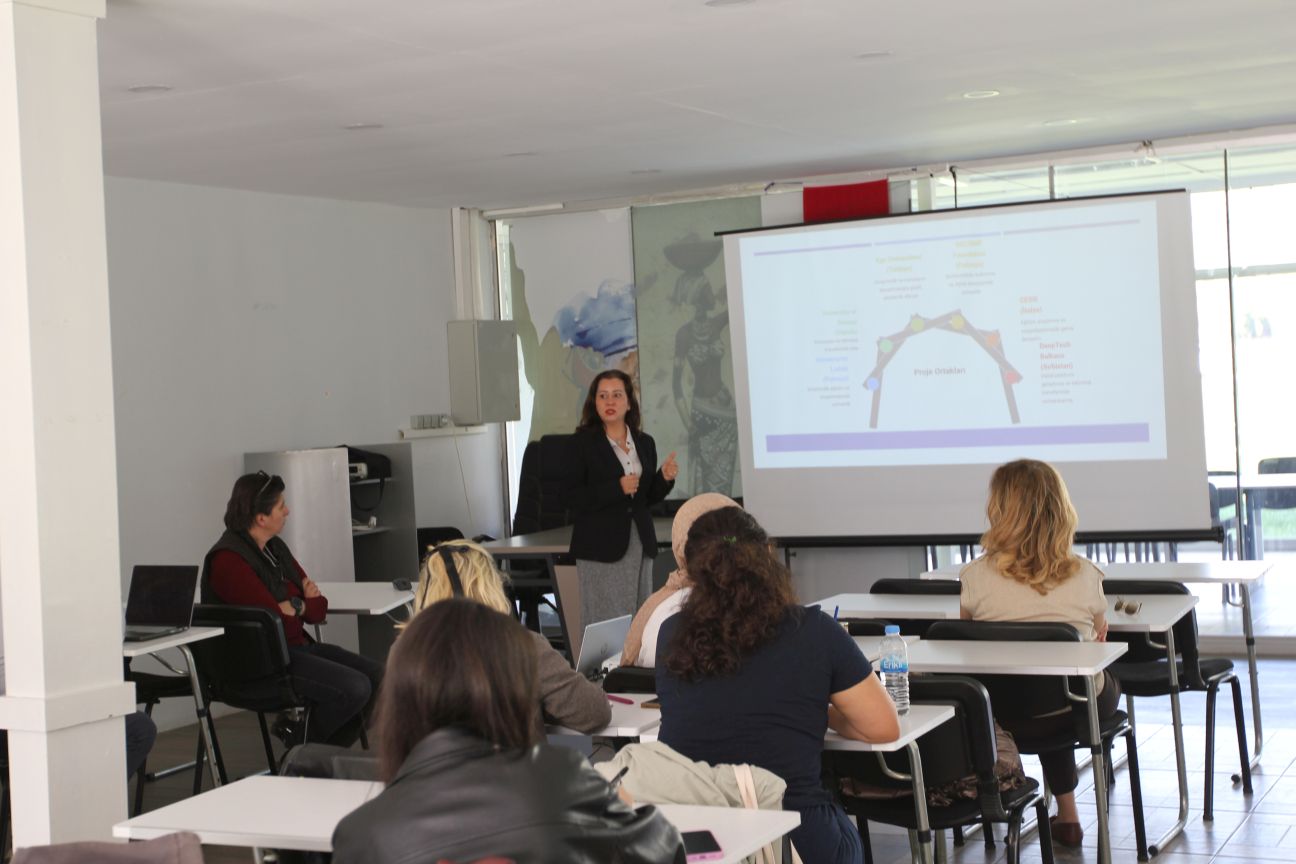 ++Prof. Dr. Özge Andıç Çakır (2)