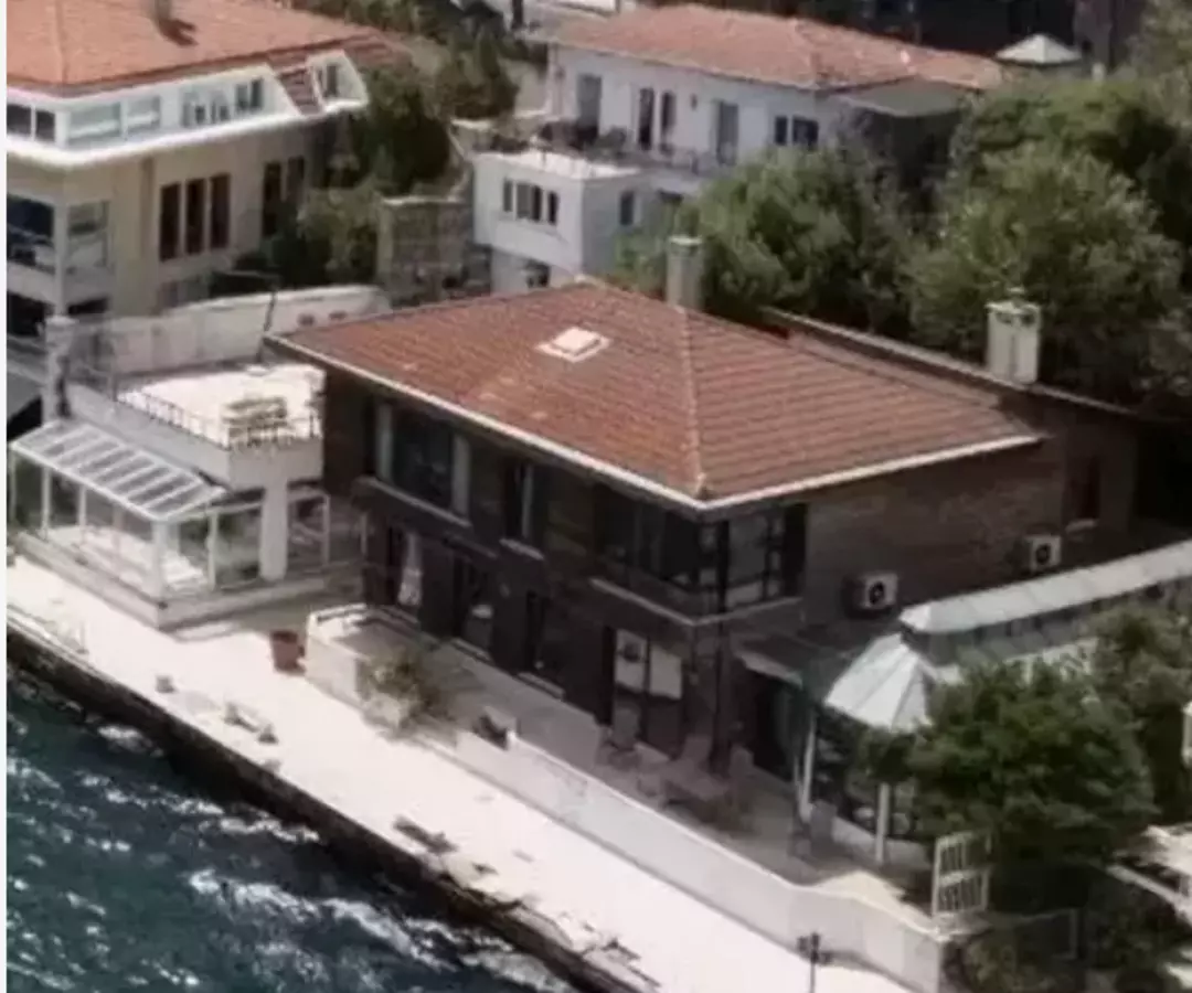 Yalı krizi Deniz Uğur’la dava konusu olmuştu