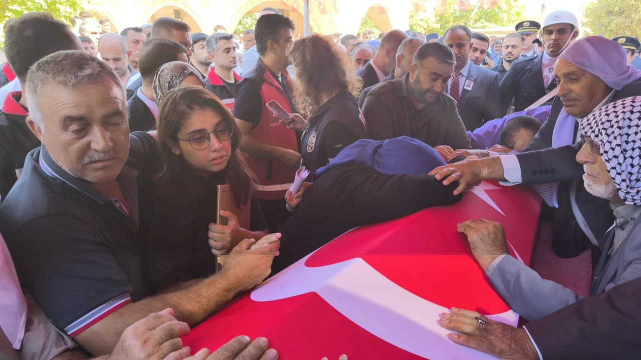 Şehit Polis Ömer Amilağ Izmir 1