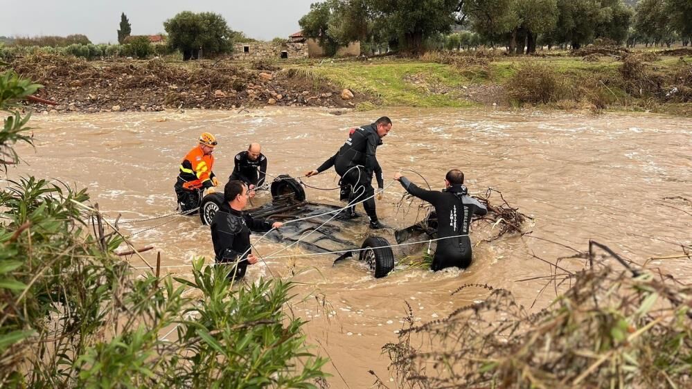 Vali Elban çalışmaları yerinde takip etti