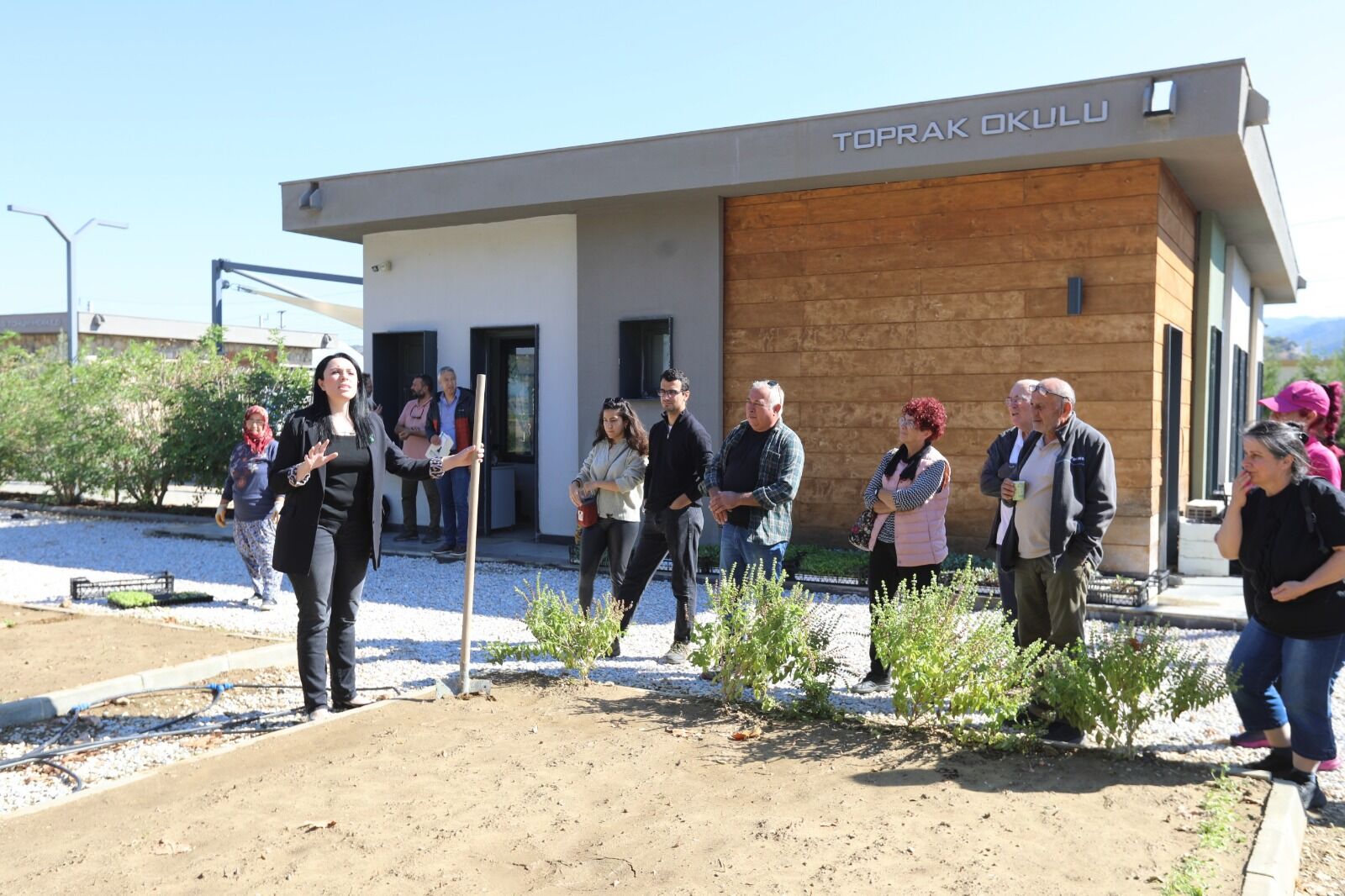 Doğru gübreleme için toprak analizi şart