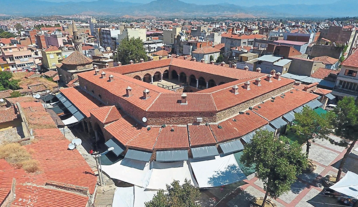 Tarihi Tire Çarşısı