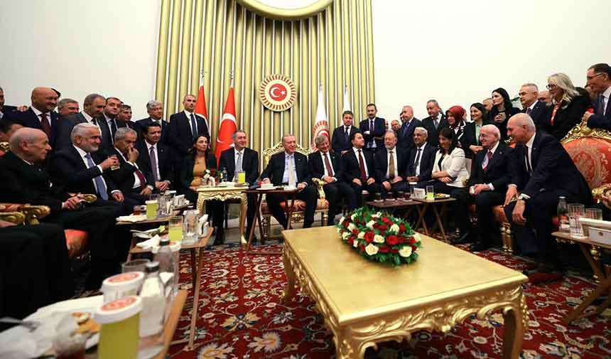 Şamil Tayyar: 1 Ekim’deki Meclis açılışı yeni bir sürprizle başladı