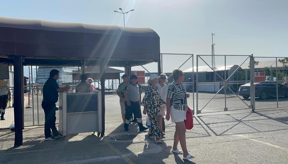 Yolcuların büyük kısmı Rus turistlerden oluşuyor