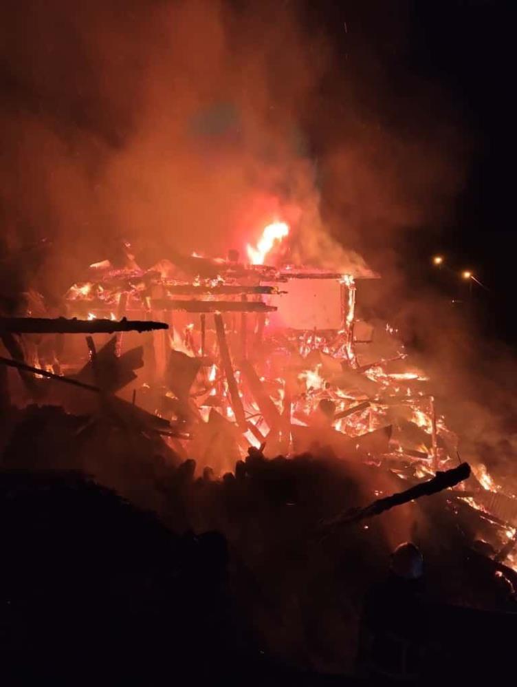 Yangında Çöken Ev 2