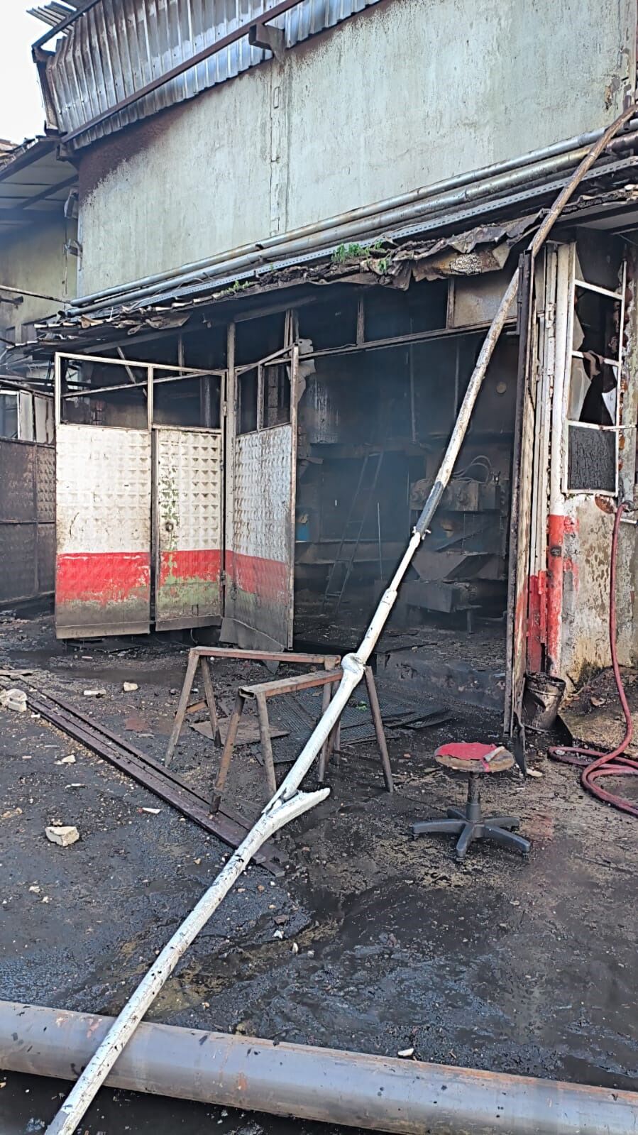 Yangın kontrol altına alındı, yaralılar hastanelere kaldırıldı