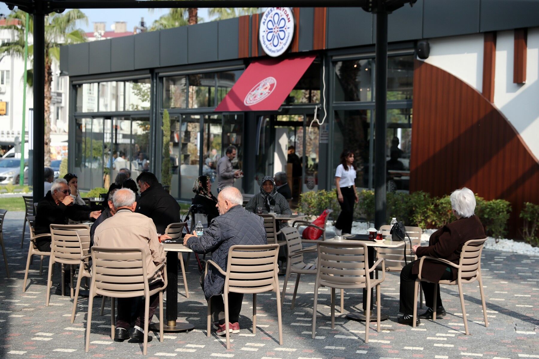 Albest Meydan Kafe, Bir Ayda 37 Bin Kişiyi Ağırladı (9)
