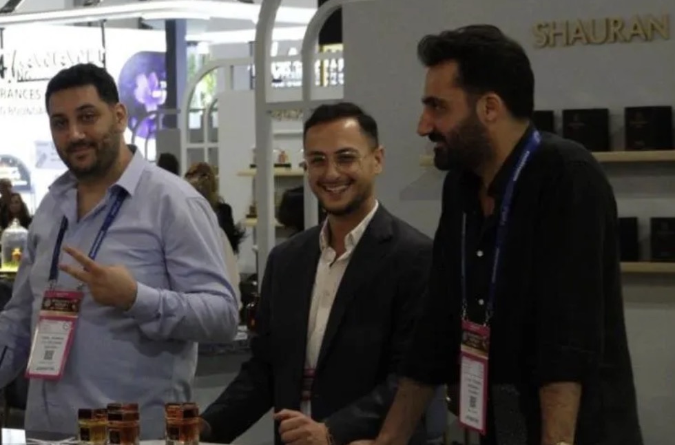 Altay Oransal Kimdir