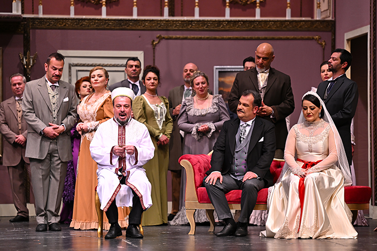 Aşkı Memnu Operası