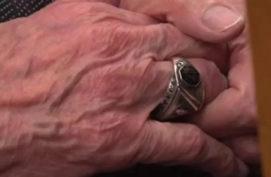 Siyasi mesajın ötesinde kültürel vurgular