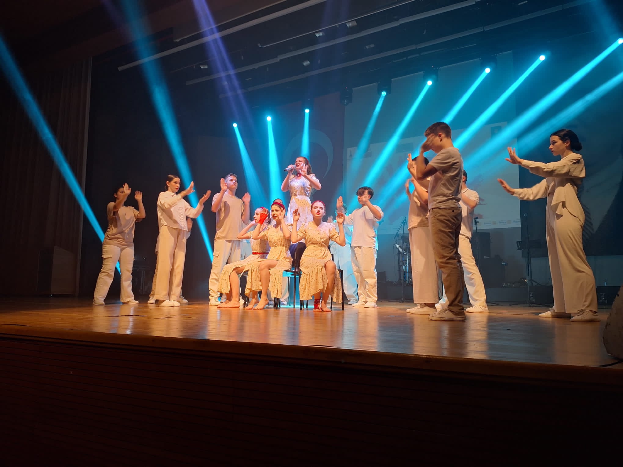 Barışın Müziği İzmir Ve Bursa'da Yükseldi Rotary Bölge 2440'Dan Dünya'ya Barış Mesajı Foto (6)