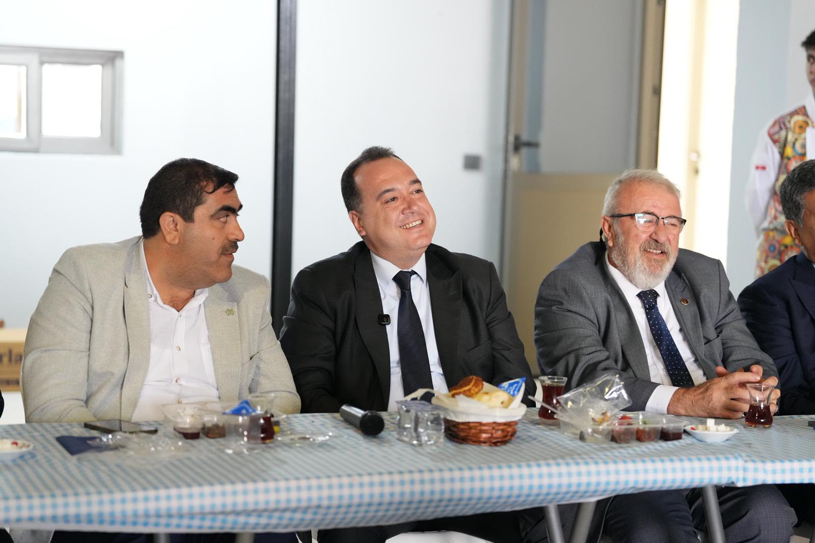 Başkan Besim Dutlulu “Manisa’nın Geleceğini Ortak Akılla Şekillendireceğiz” (12)