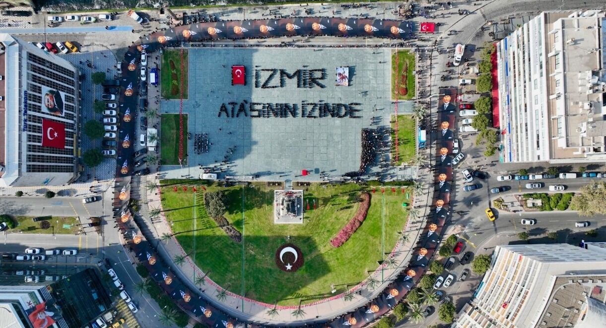 Cumhuriyet’in teminatı: Aydınlık İzmir
