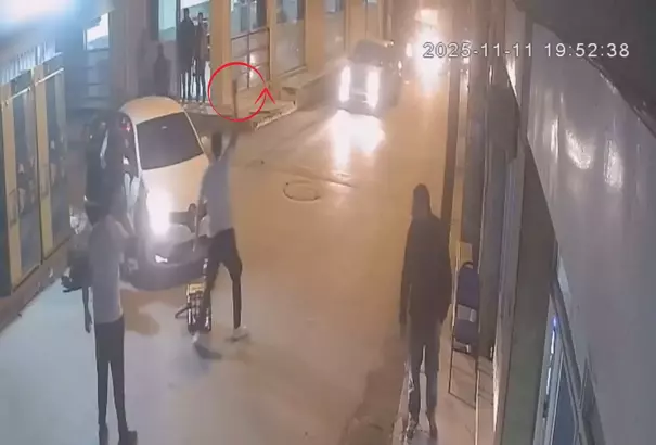 Bayraklı Kavga Anı 1