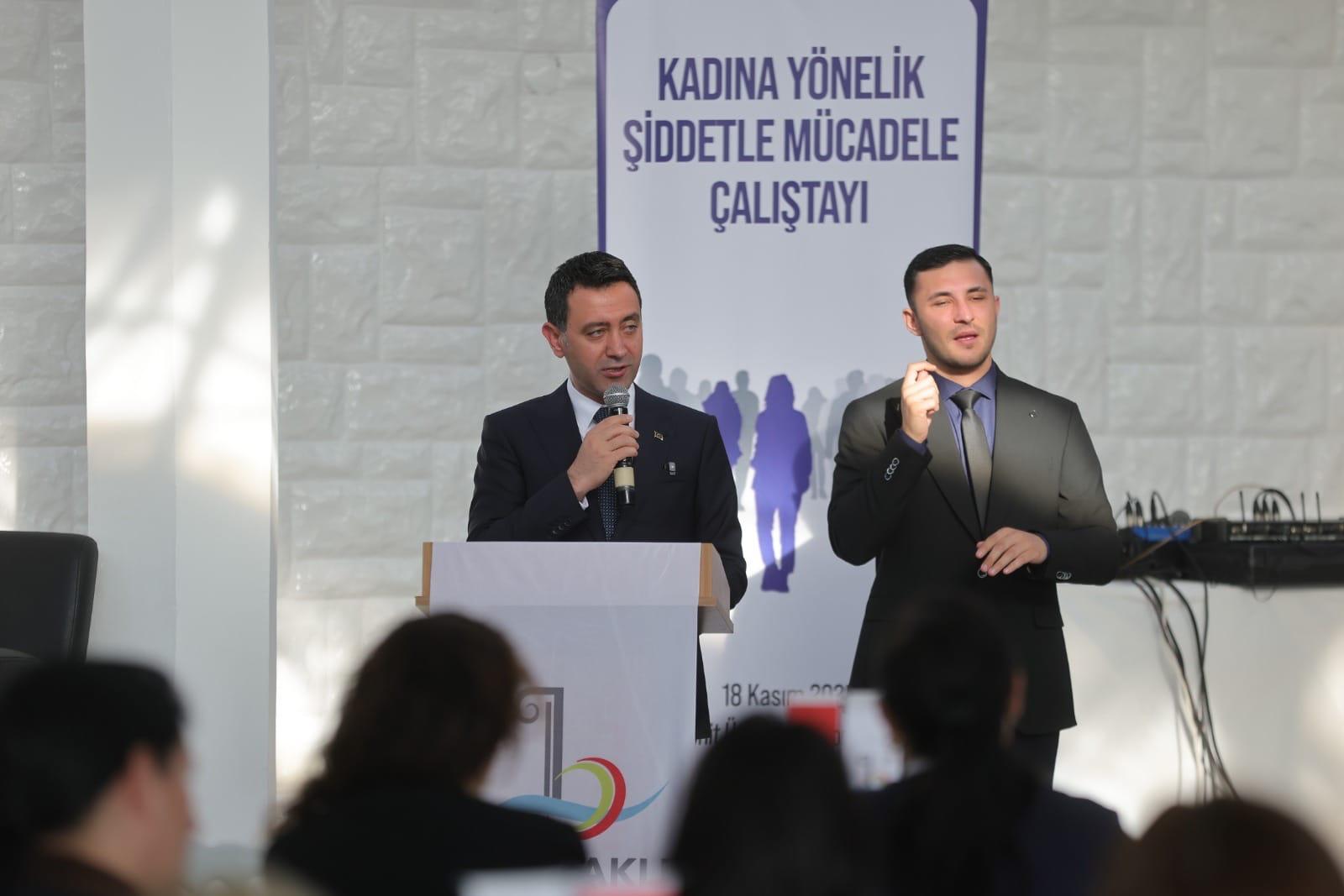 Bayrakli’da Kadina Yöneli̇k Şi̇ddetle Mücadele Çaliştayi (3)