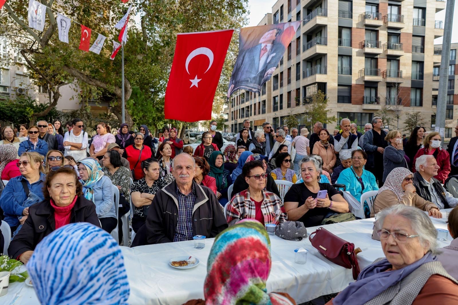 Bayraklı’nın Yeni Buluşma Noktası Bahar Evi1