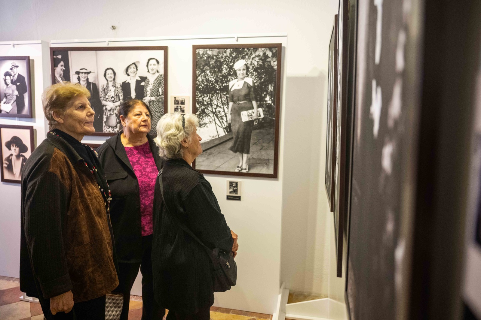 Küratörlerden ve koleksiyon sahibinden değerlendirmeler