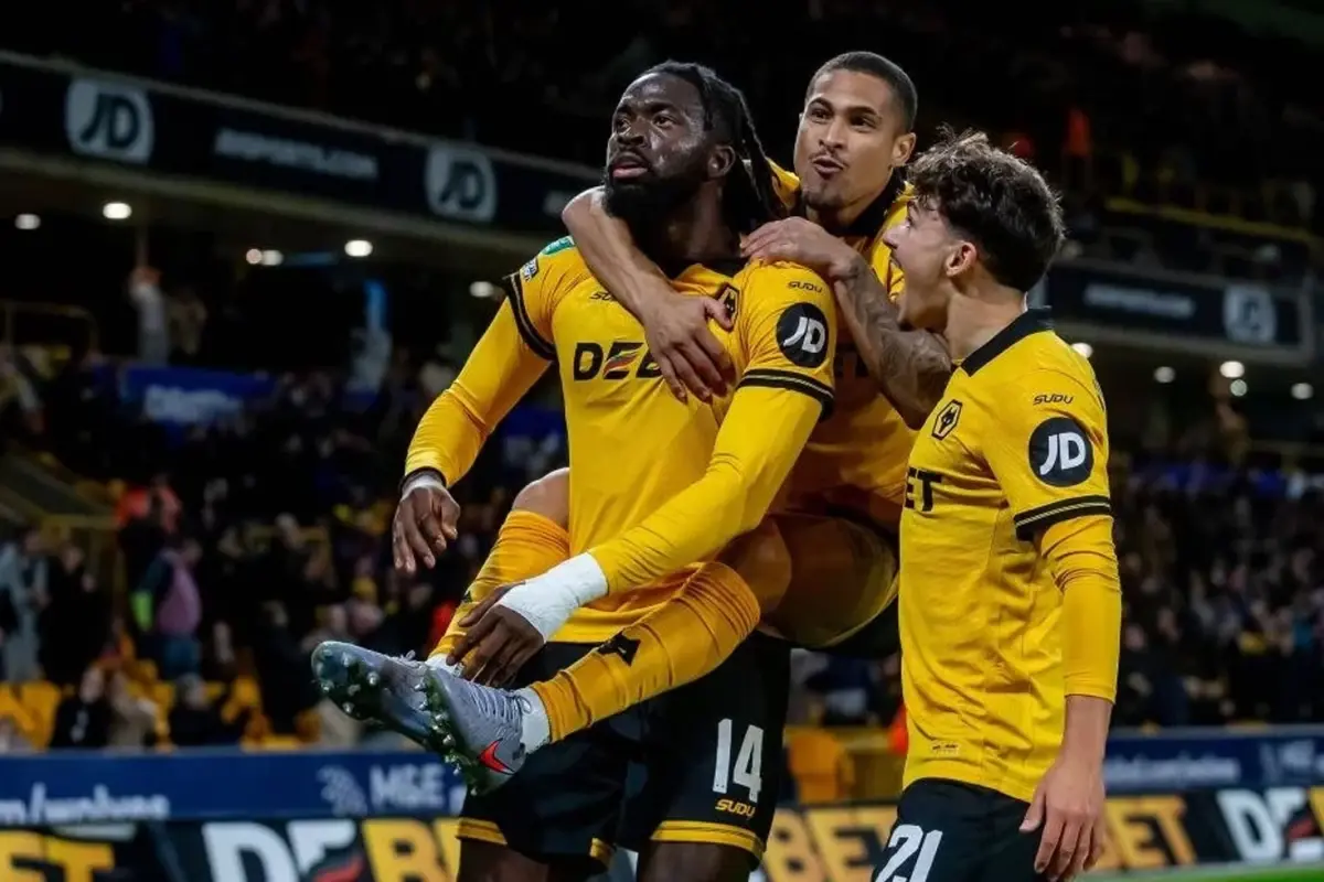 Boyu 2 Metre! Fenerbahçe De Osimhen'ini Buldu