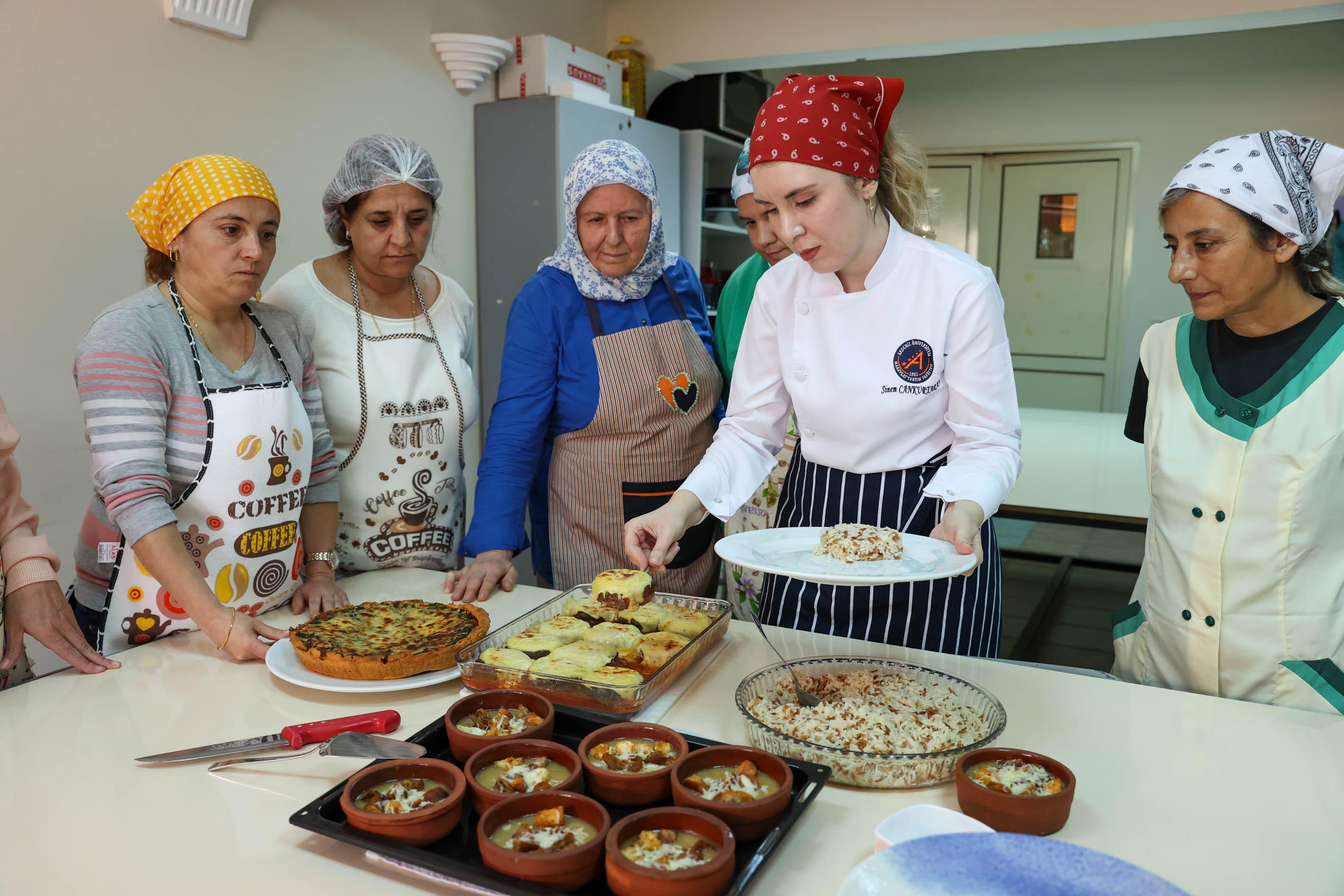 Bucalı Kadınlar Evka 1 Semt Evi’nde Dünya Mutfağıyla Buluşuyor1