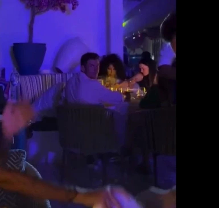 Bülent Ersoy Görüntülendiği Adam