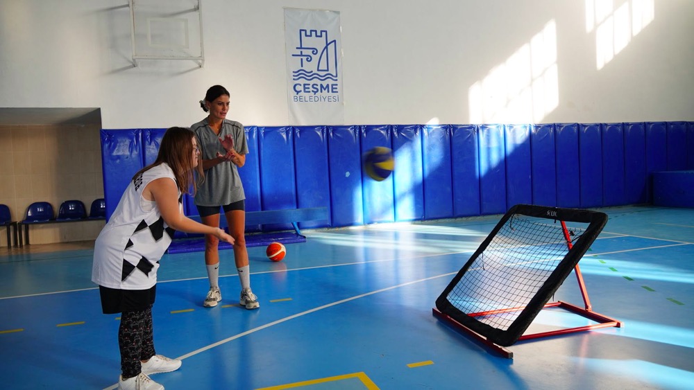 Çeşme Belediyesi’nden Özel Gereksinimli Çocuklara Engelsiz Spor Eğitimleriphoto 2025 11 19 11 49 49
