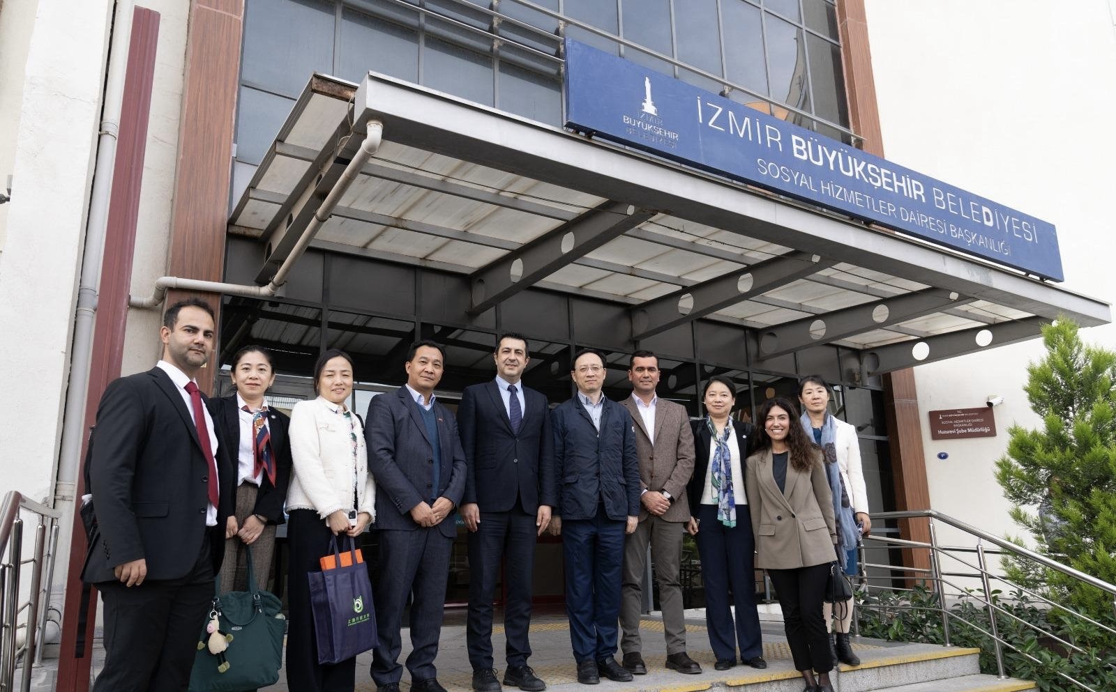 Çin Heyeti İzmir’e Hayran Kaldı.jpg