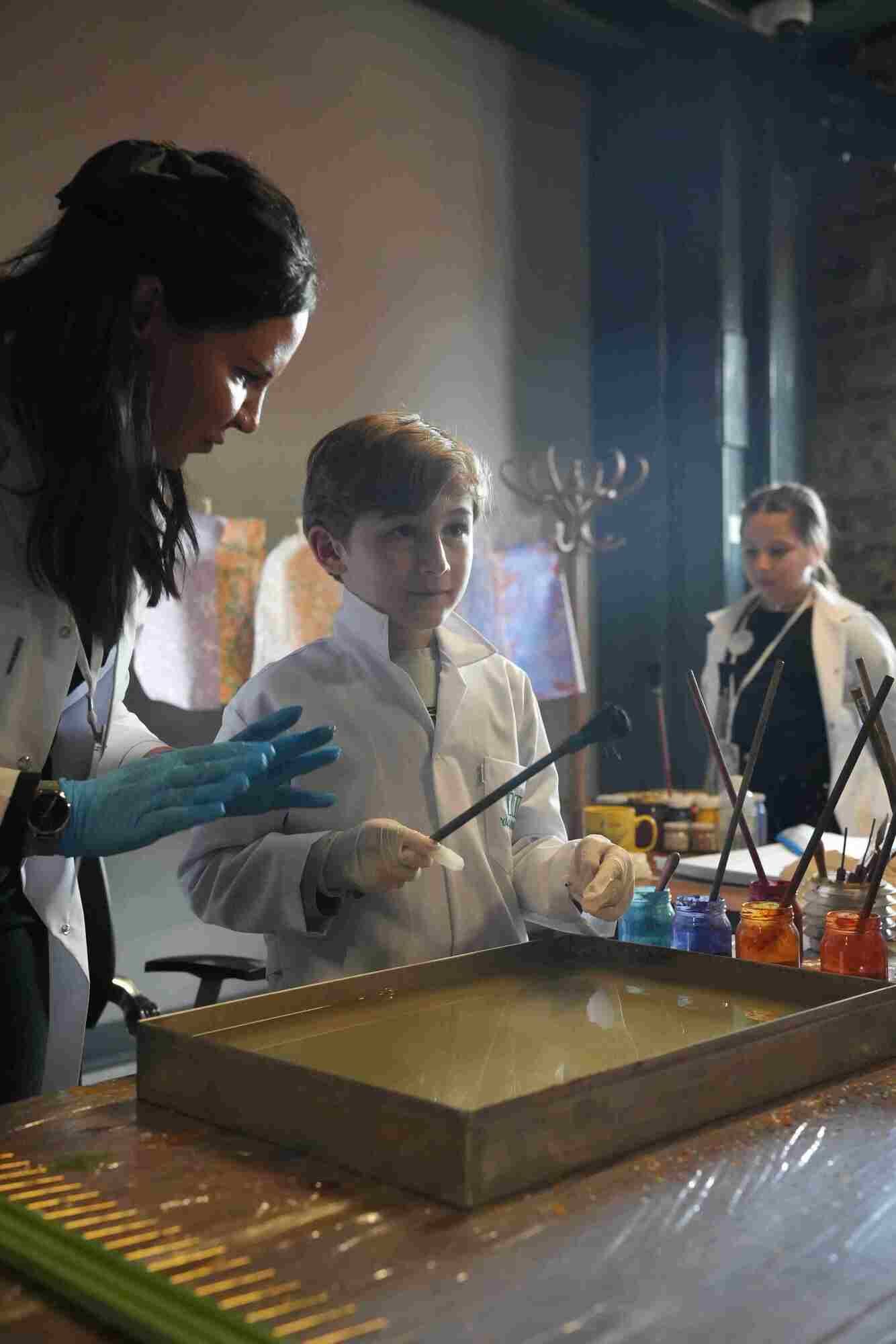 Çocuklar Müzeyi Ele Geçirdi Foto 3