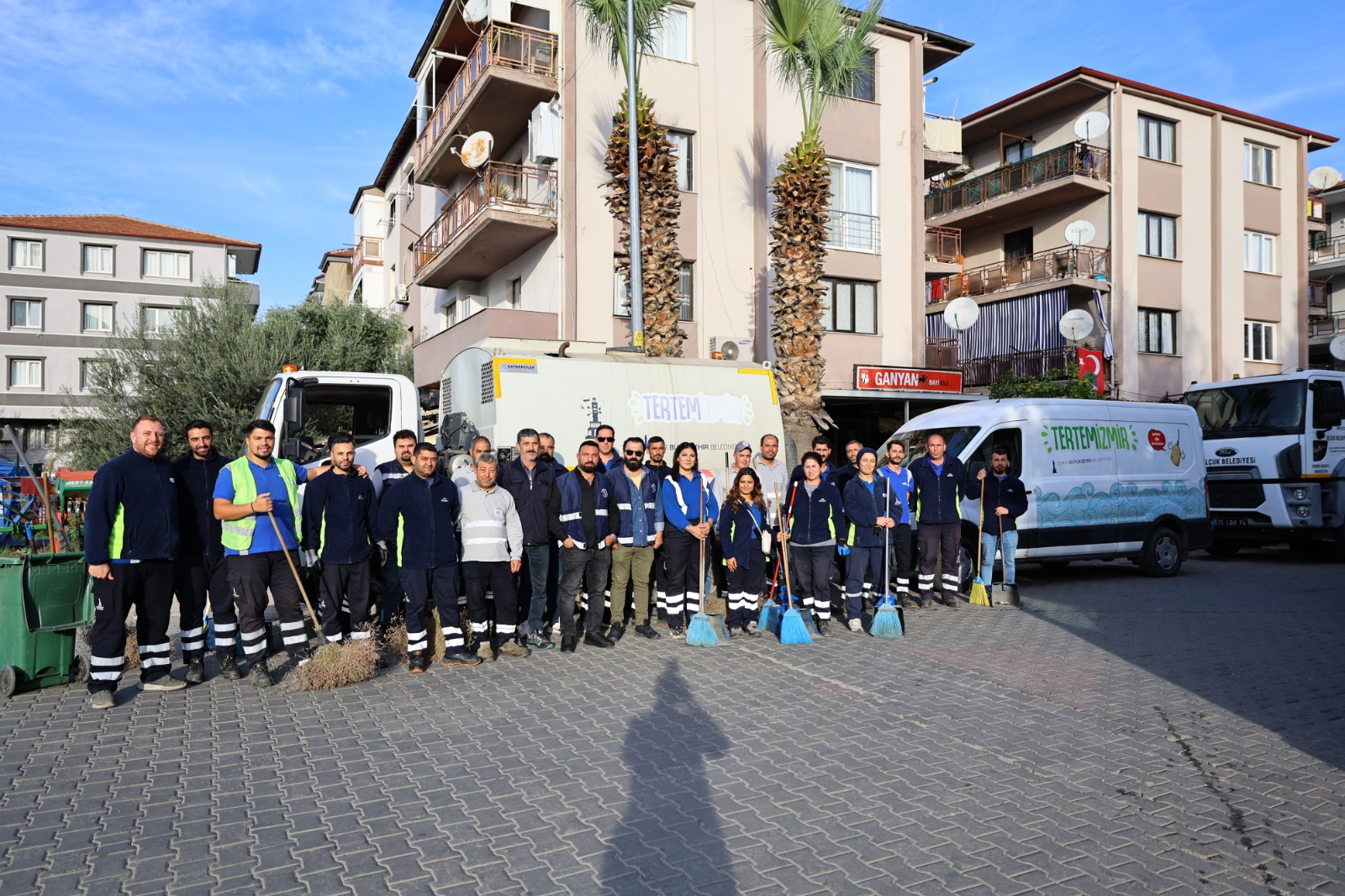 Cumhuriyet Mahallesi Temizlik Çalışması (1)