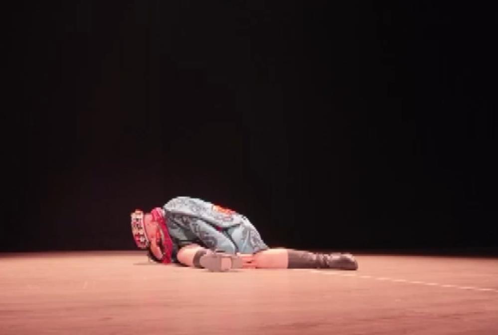 Dansçının Çapraz Bağları Koptu 1