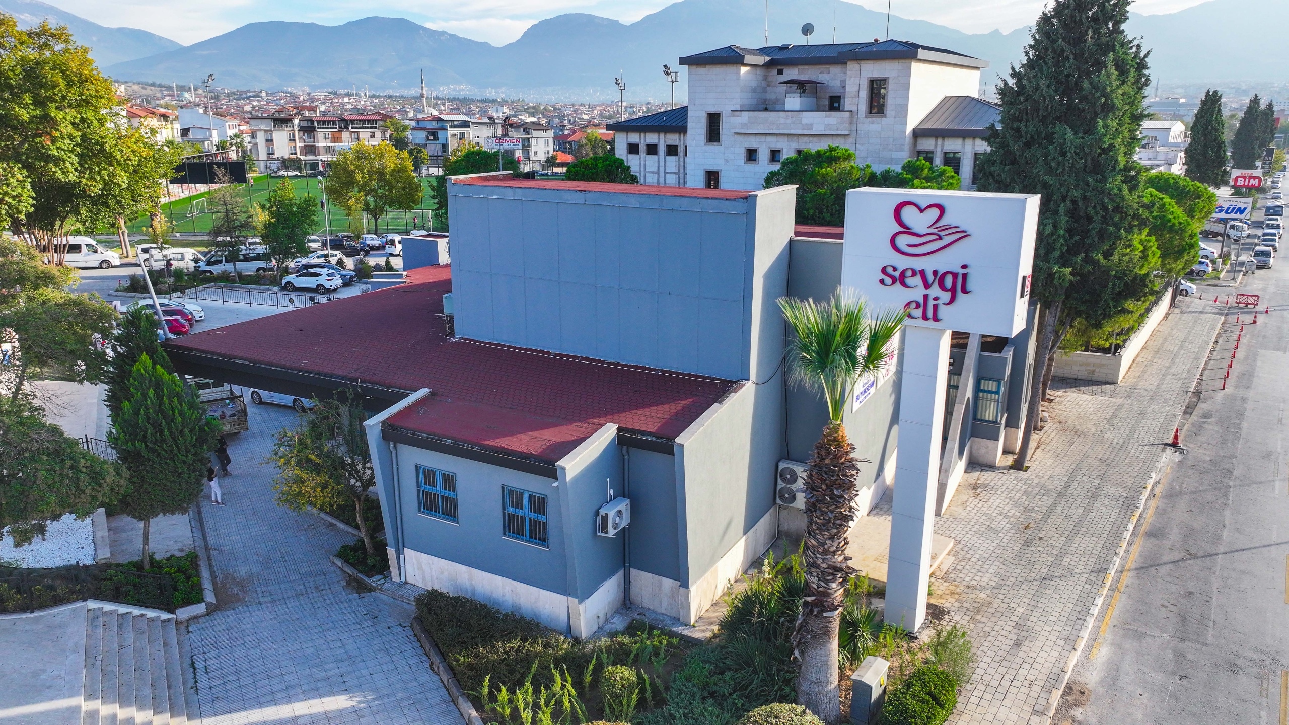 Denizli Büyükşehir Belediyesi Sevgi Eli, Yeni Yuvasında Hizmette (2)