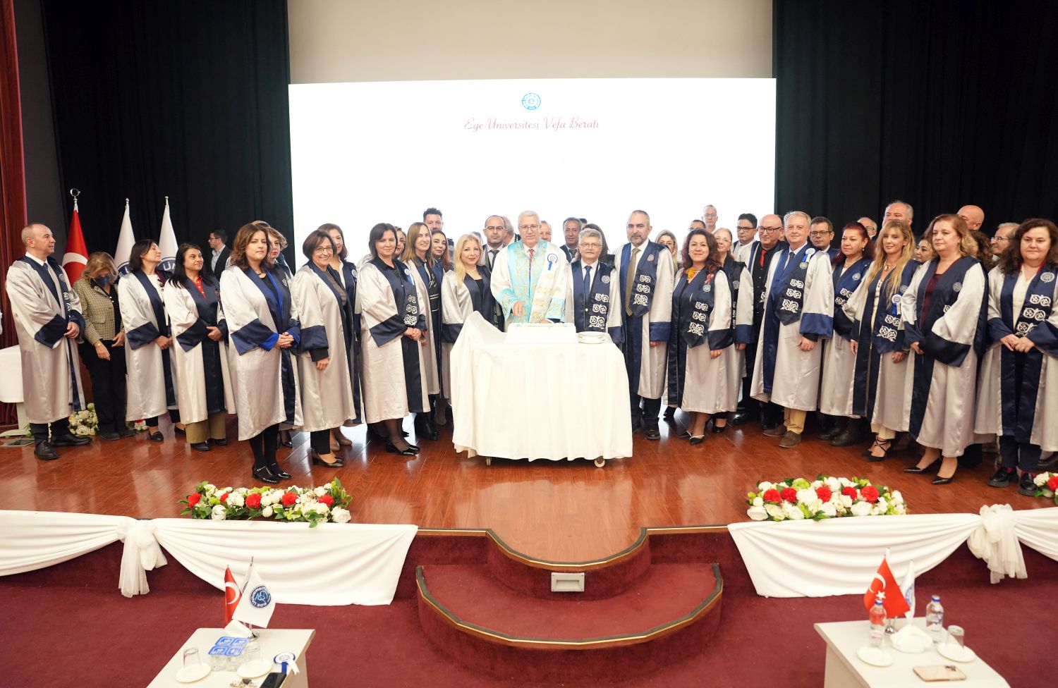 ++Ege Üniversitesi Akademik Değerlendirme Toplantısı Gerçekleştirildi (8)