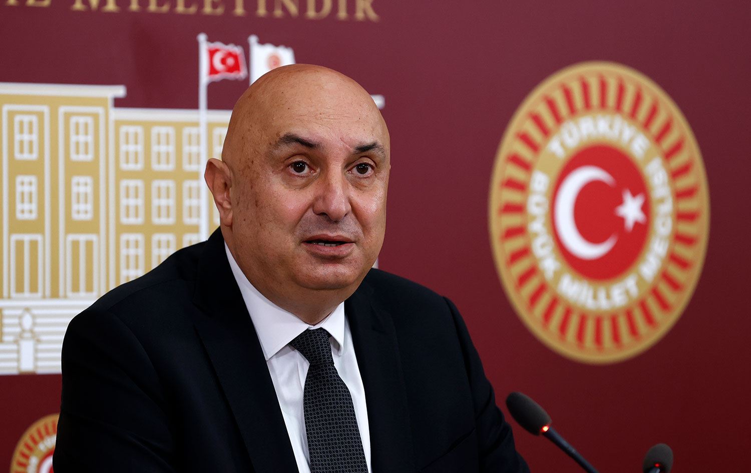 Engin Özkoç’a ‘kesin’ gözüyle bakılıyor!