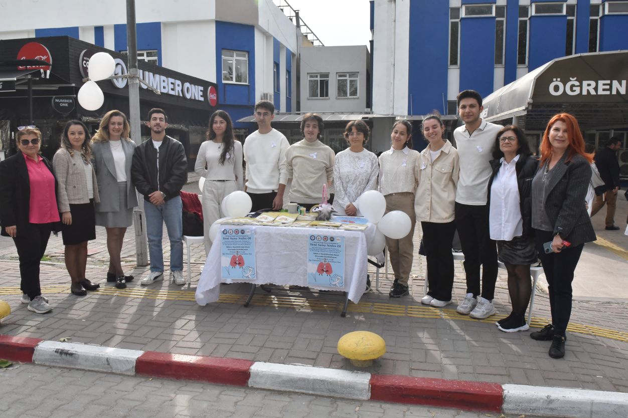 ++Eü’de “Yeni Sana Nefes Ol” Projesiyle Akciğer Kanserine Dikkat Çekildi (3)