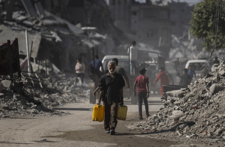 Gazze'nin yüzde 90'ı yıkılmış durumda