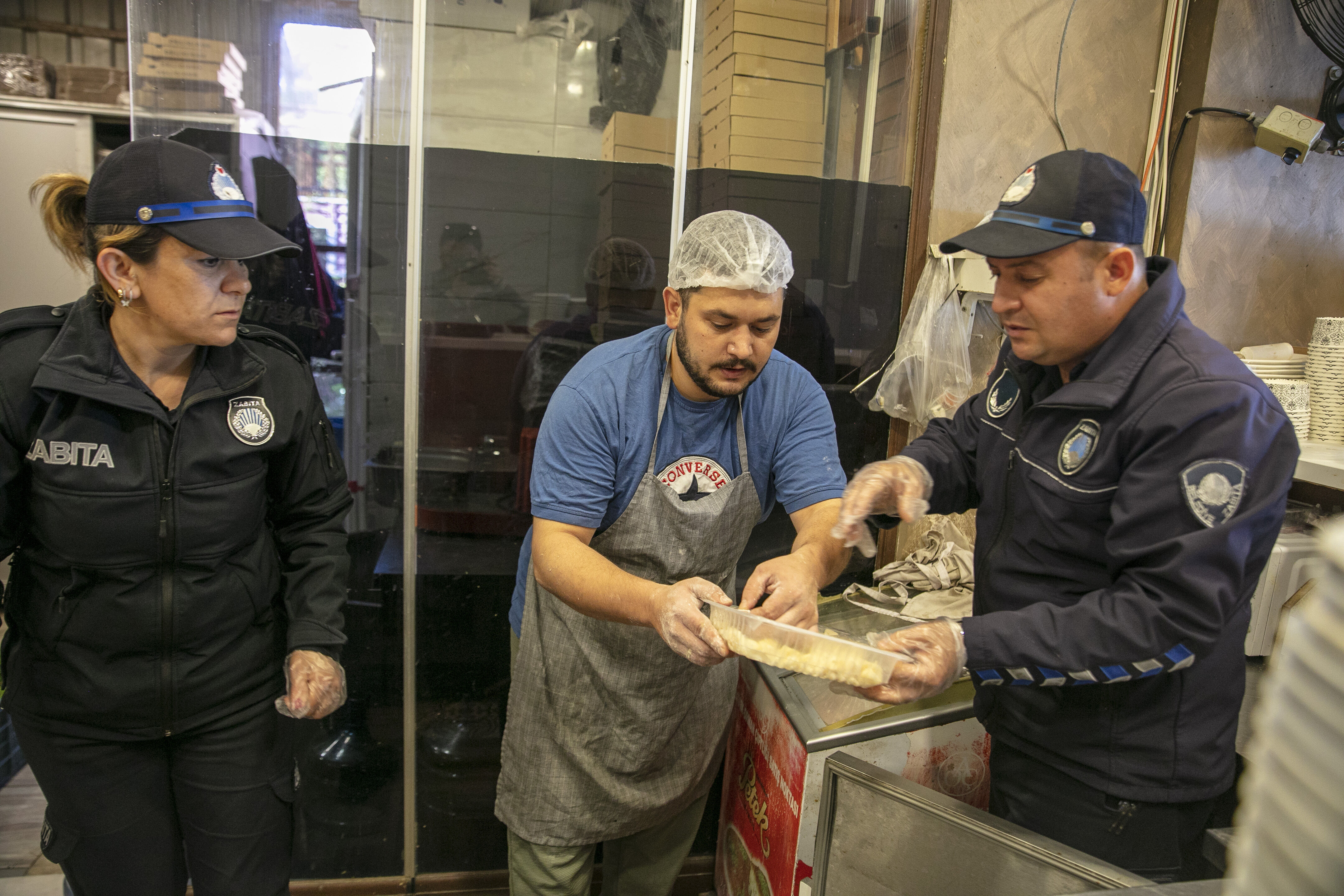 Güzelbahçe Belediyesi Gıda Güvenliğinde Taviz Vermedi!3