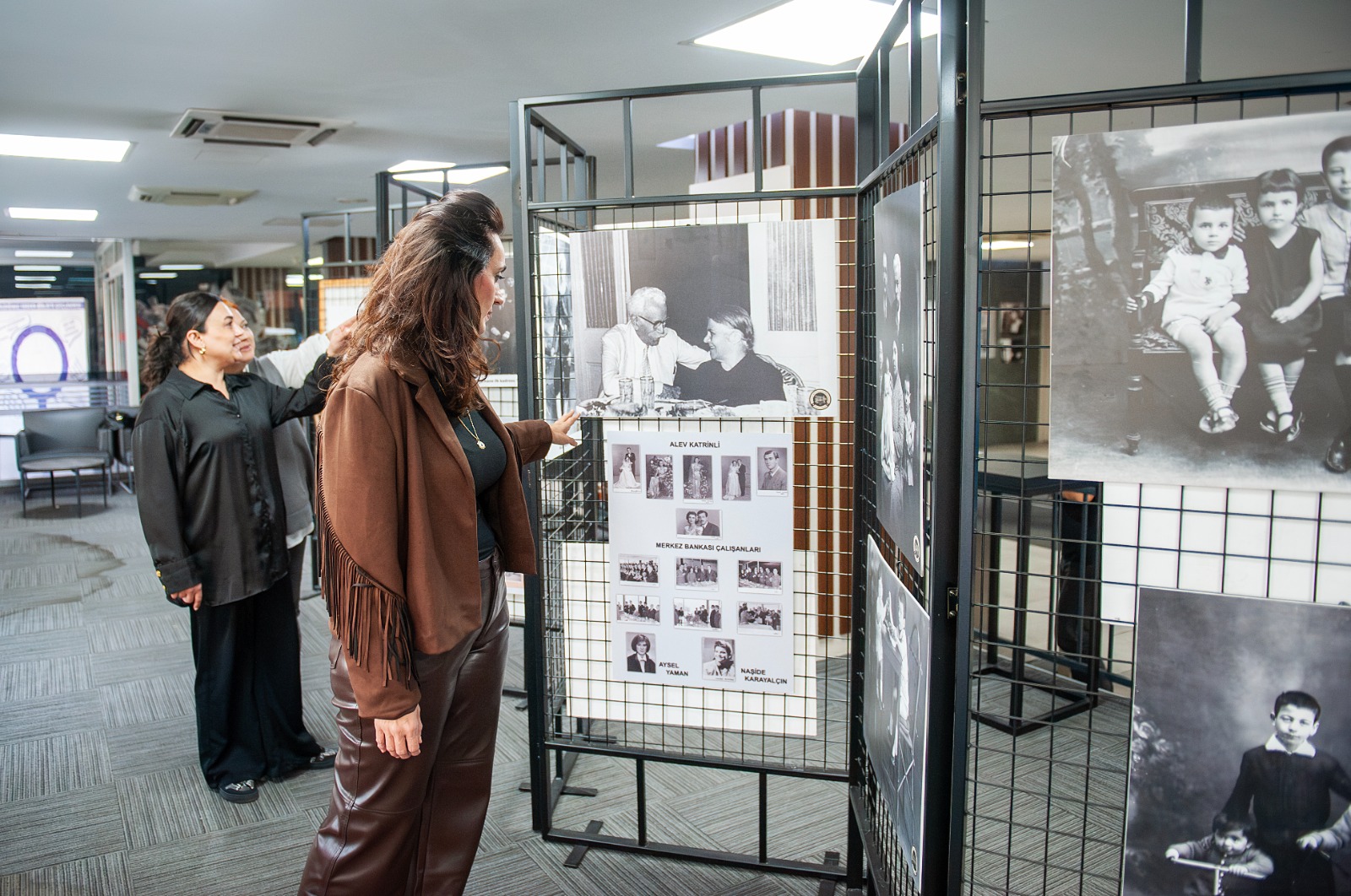 Hamza Rüstem’in Objektifinden İzmir’in 100 Yılı!1