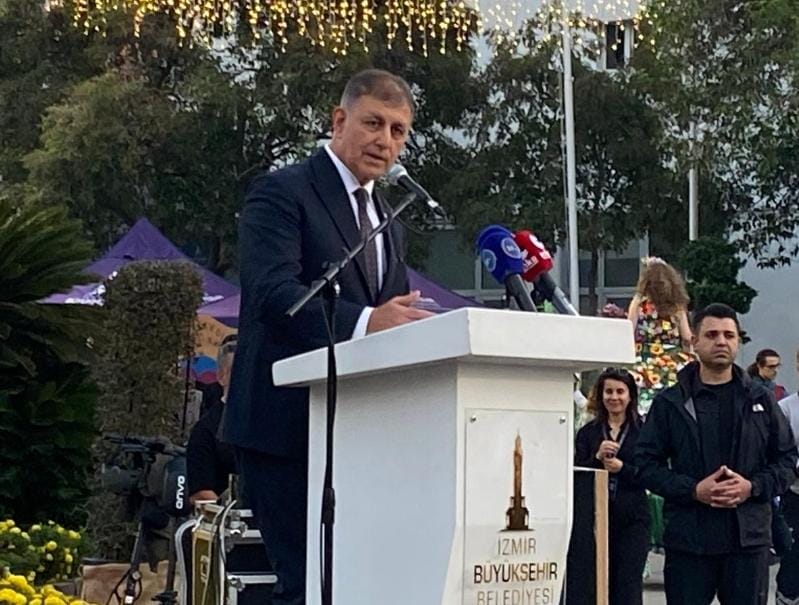 Cemil tugay festival konuşma İzmir Kültürpark