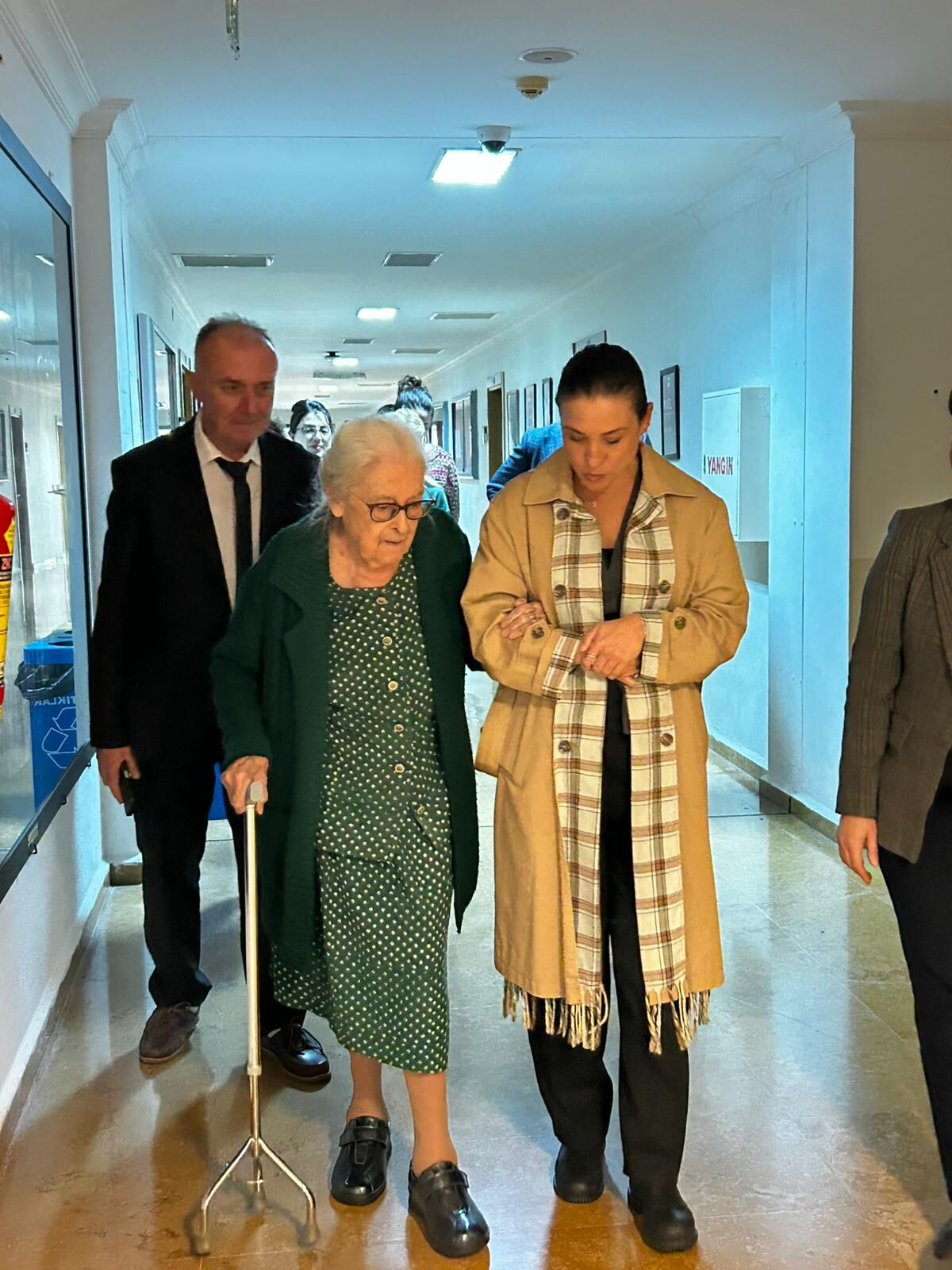 İoanna Kuçuradi (4)