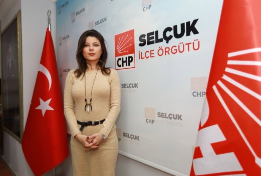 İpek Onbaşıoğlu