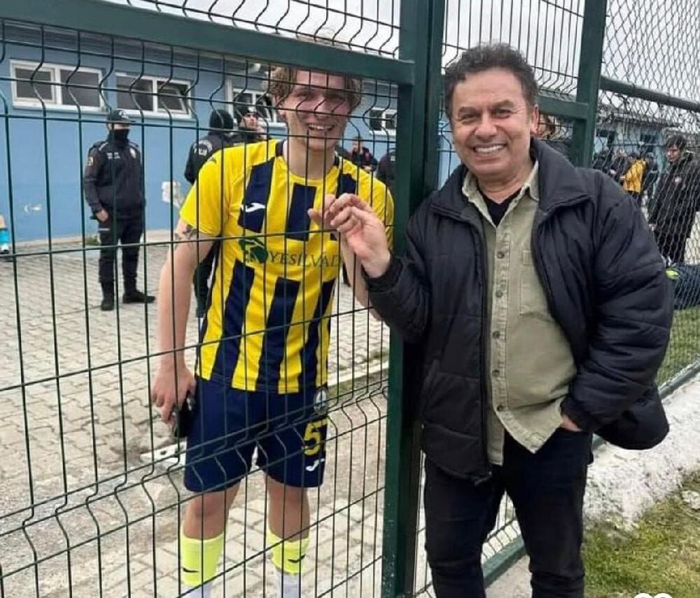 Irem Derici Kardeşi