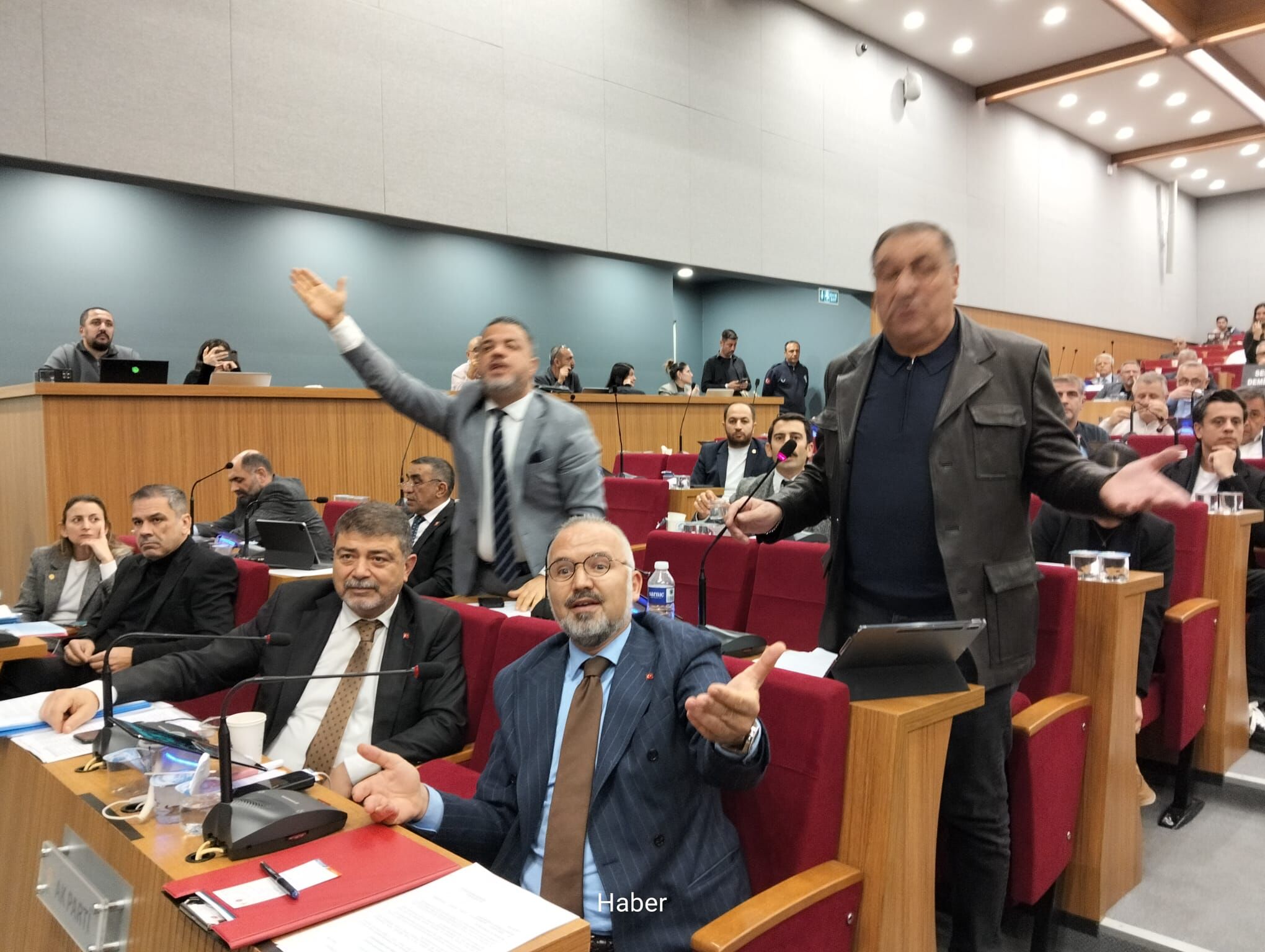 Izsu Meclis Husnu Boztepe