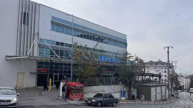 Kantinden Tavuk Yiyen 14 Öğrenci Hastanelik Ol